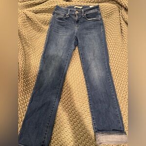 Levi's Women's Straight Leg Blue Jeans size 6